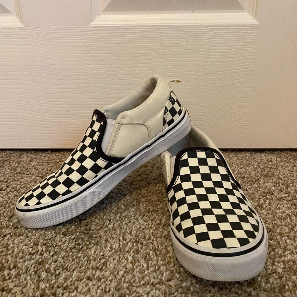 Kids Black/White Checkerboard Vans, Size 3Y